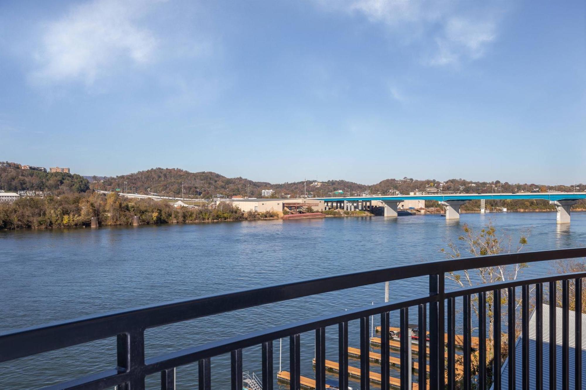 Springhill Suites By Marriott Downtown Chattanooga/Cameron Harbor Exteriér fotografie
